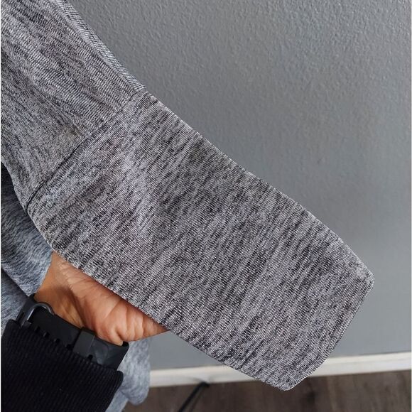 Joseph Ribkoff Layered V-Neck Tunic Top Sz 8 Silver Gray 3/4 Sleeve - Picture 7 of 10